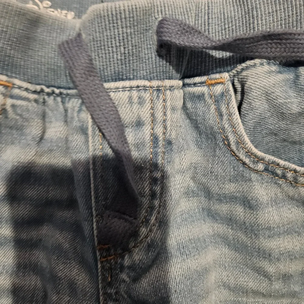 Gap Kids Boys Light Wash Denim Jeans Mickey Mouse Graphic‎ Pull On Waist size 5y